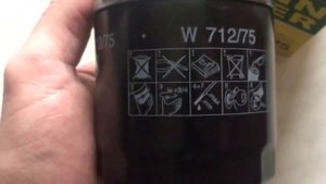 Масляный фильтр MANN FILTER W712/75