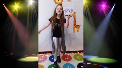 Спит Придорожная Трава София Лебедева 7 лет #сидимдома #лучшедома