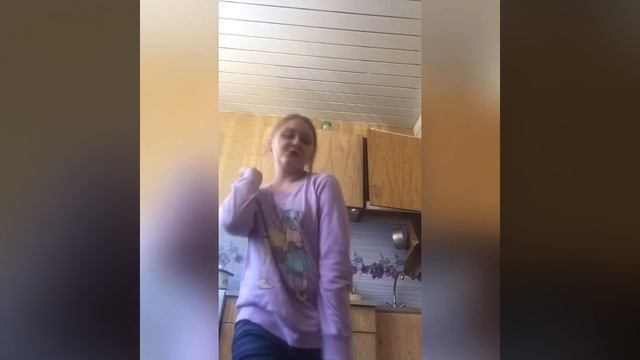 Учу танцы?? смотреть онлайн