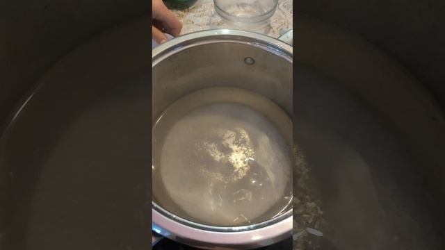 Рецепт малосольной Сельди по домашнему, быстро, вкусно, экономно.