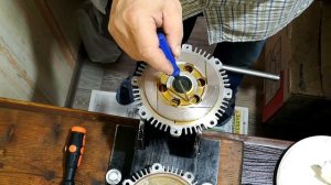 Repair of viscous fan clutch of Mitsubishi Montero Sport - Ремонт вискомуфты Mitsubishi Montero