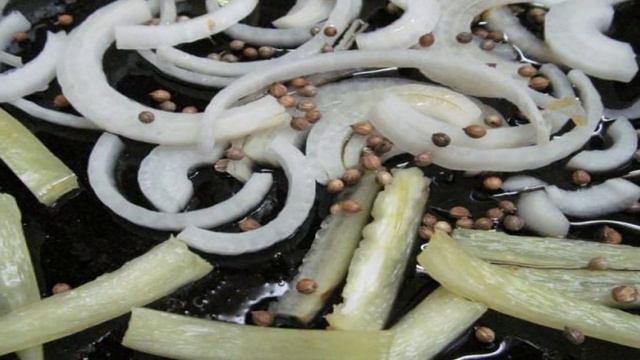 Баклажан с шампиньоном по-корейски