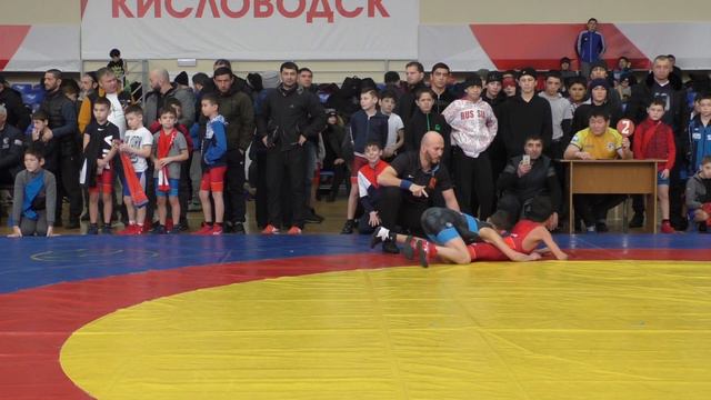 Мацаков Алдар (Калмыкия) - Уцумиев Ибрагим (Кизилюрт) смотреть онлайн