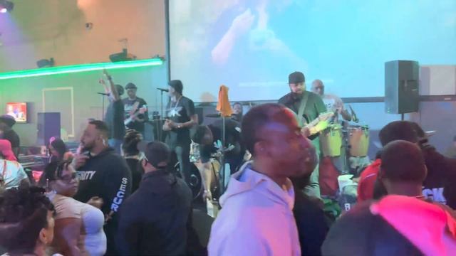 Junkyard Band Live@ Babylon 3-18-23 смотреть онлайн