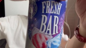 ASMR газировка FRESH BAR вкусные напитки фреш бар со вкусом карамели асмр пробуем делимся мнением