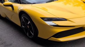 Очень желтый Ferrari SF 90