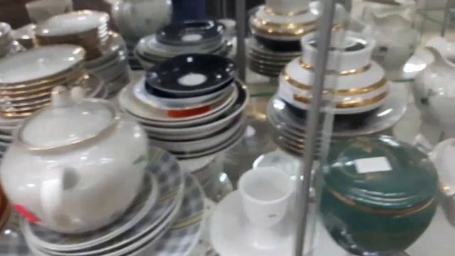 НОВЫЙ ПОХОД НА БЛОШИНЫЙ РЫНОК В МОСКВЕ.  МНОГО ВИНТАЖНОЙ ПОСУДЫ, ФАРФОР, ХРУСТАЛЬ, СТЕКЛО смотреть онлайн