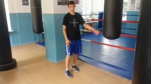 Боксёрский челнок-зачем же он нужен? Уроки бокса с Лилией Дурневой.