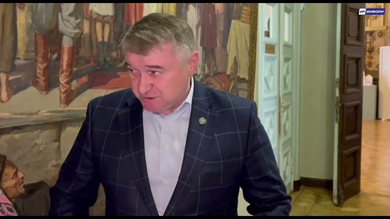 Круглый стол с участием деятелей культуры и искусства республики