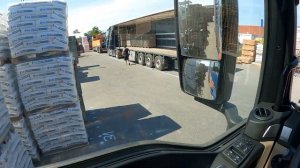 Правильное крепление груза. Интересный полуприцеп. Дальнобой по Европе.
