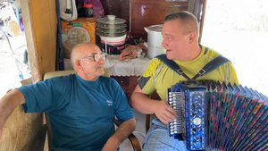 Сын поёт отцу, долгожданная встреча!)