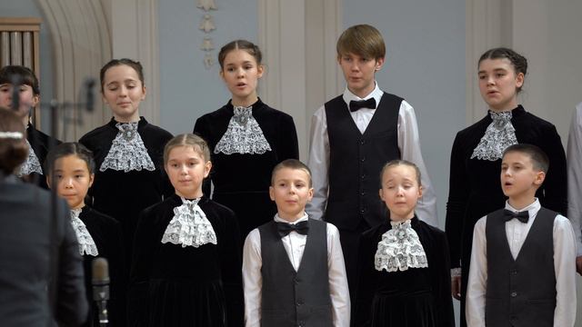 "О чем мечтают дети на планете" (муз. Я. Дубравина, сл. В. Гина)