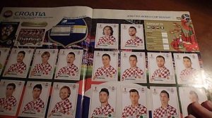 Полный альбом с наклейками (Футбол - Panini 2018).