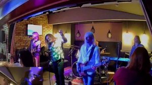 25.10.2019, "Музыка Невы", группа "Круиз" Матвея Аничкина в клубе "Добрые соседи".mp4