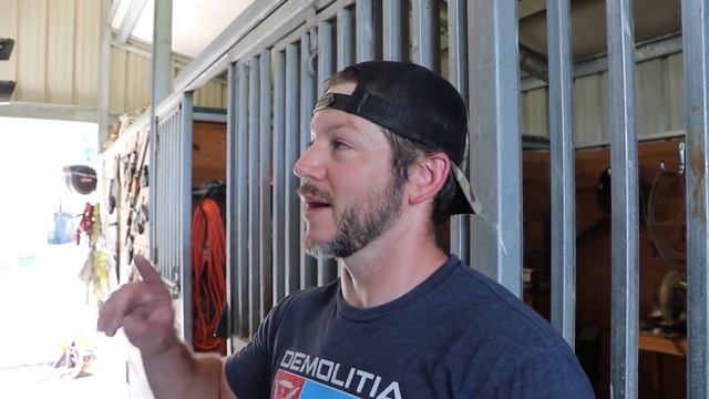 Бронированный Suburban, часть 2 | Разрушительное ранчо | ft. Killer King Records смотреть онлайн