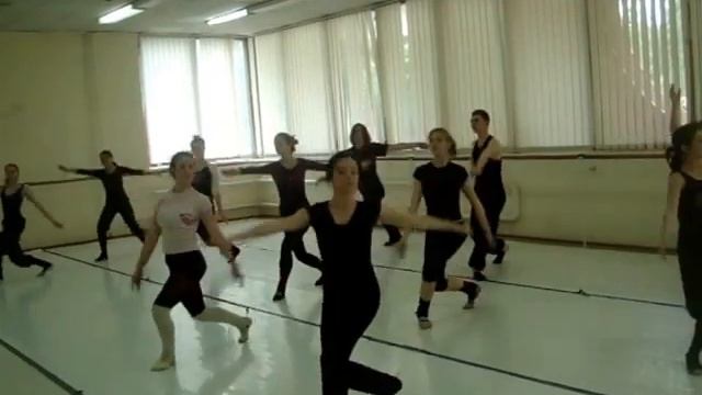1st year University of Culture and Arts. Fundamentals of modern jazz смотреть онлайн