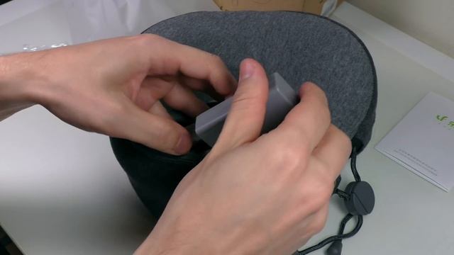 Подушка для шеи с массажем от Xiaomi LERAVAN смотреть онлайн