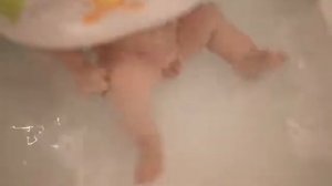 Купание младенца