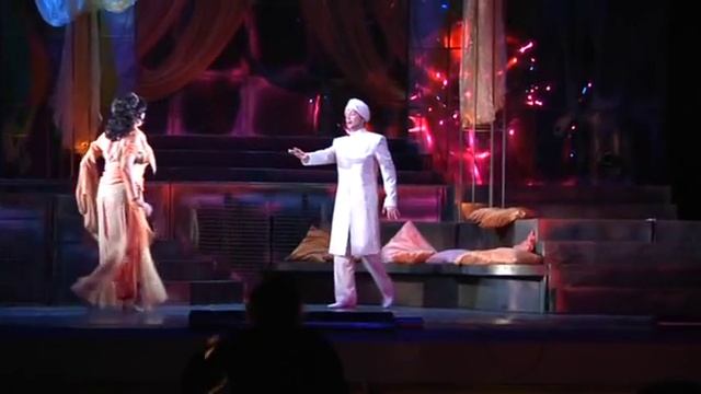 Фрагмент из оперетты «Баядера» Новосибирского музыкального театра смотреть онлайн