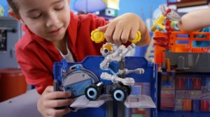 Spin Master | Rusy Rivets - Rivets Lab