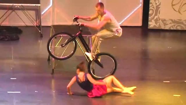 ПОМЕХИ ЭЛЕКТРОННЫЕ смотреть онлайн