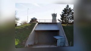 Учитель купил старую "ракетную шахту" и сделал под землей ДВОРЕЦ... Его отговаривали, но он РИСКНУЛ