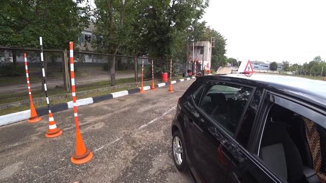 Диагональная парковка ГАИ Семашко.Ошибки при заезде. смотреть онлайн