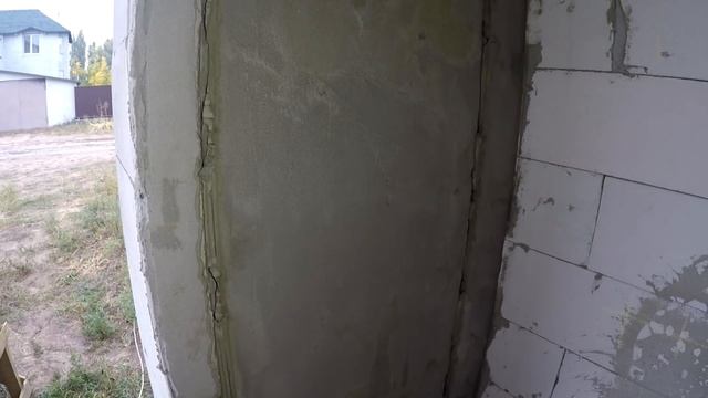 Чем ШТУКАТУРИТЬ ГАЗОБЛОК?! | Цементной или гипсовой ШТУКАТУРКОЙ?!