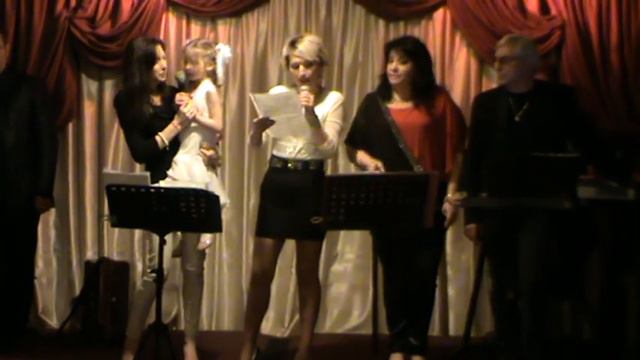 Сюрприз маме на юбилей - песня переделка про маму смотреть онлайн