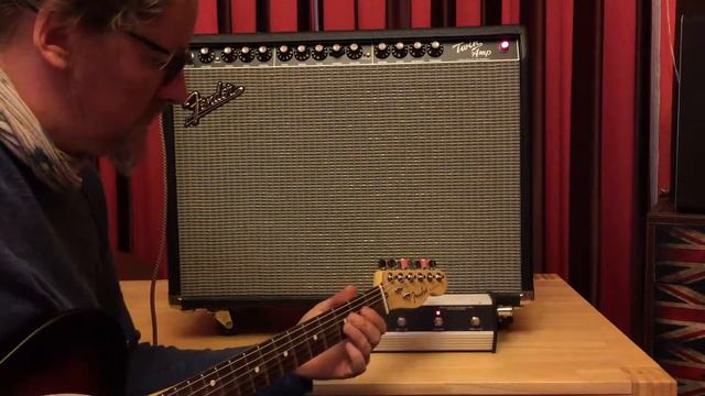 Fender Twin AMP смотреть онлайн
