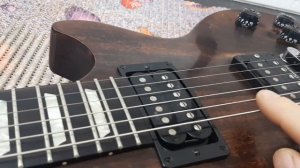 Gibson LPJ 2011. Замена порожка, струн. Экранировка графитовым лаком. Мелкий ремонт.