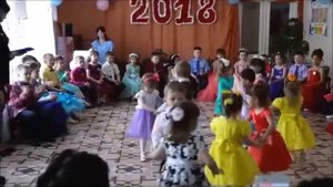 2018 Танец Приседай