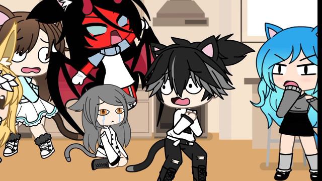 Когда опять чего то хотят от Ланы смотреть онлайн