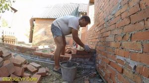 #Строительство дома. Приготовление бетонной смеси в бетономешалке. Кладка перегородок.