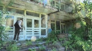 Заброшенный лагерь с красивыми мозаиками в Подмосковье