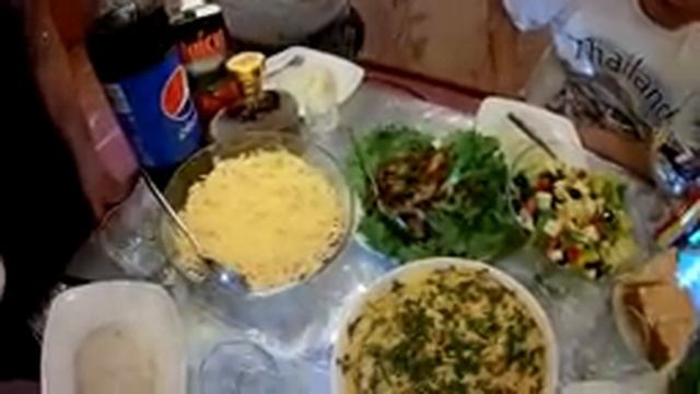 СЫРОЕ МЯСО И ПАСТА ИЗ ТУХЛОЙ РЫБЫ ПО ЛАОССКИ??