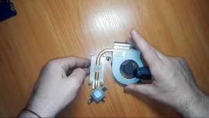 Как поменять пасту, смазать вентилятор на Compaq Presario CQ56