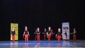 танец со скакалками