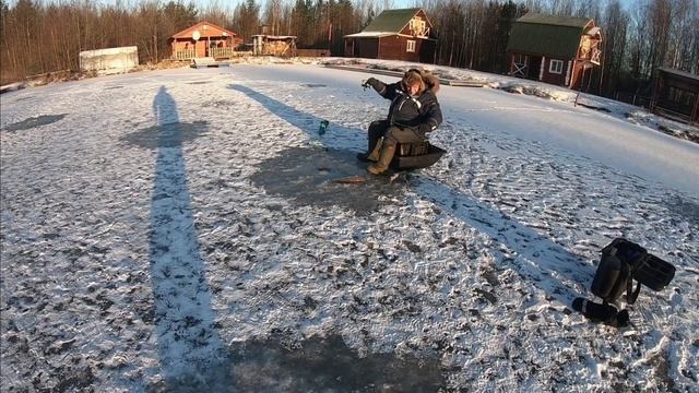 Зимняя рыбалка на форелевых прудах. Лепсари. СПБ, Всеволожский район