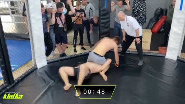 "KLETKA" (UMA) - Петряшов vs Хребтищев | Иванов vs Широян | Иванов vs Павлеско смотреть онлайн