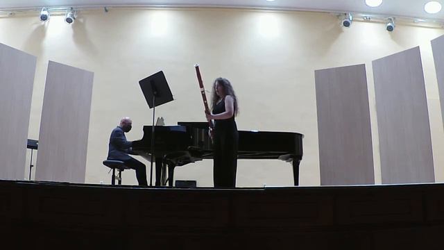 María Molina Martos (3º) - Sonata para fagot y piano Op.168 (C.Saint-Saëns) смотреть онлайн