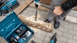 Дрель-шуруповерт Makita DDF 481 RTE