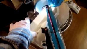 Торцовочная пила Макита