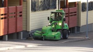 Щётка с бункером Avant 1500