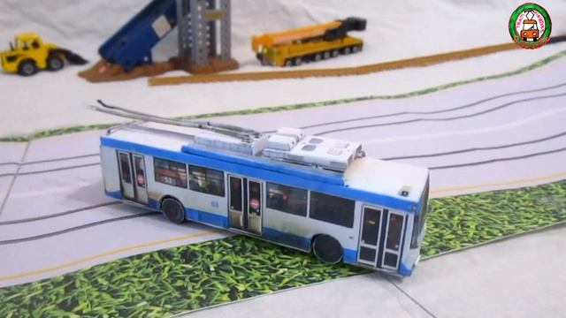 Бумажные троллейбусы ТролЗа "Оптима", поезд троллейбусов ЗиУ-9, Богдан, ВЗТМ смотреть онлайн