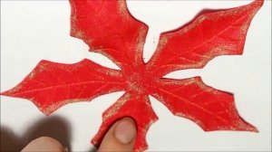 Рождественские цветы из фоамирана (елочное украшение).