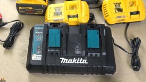 Зарядное Makita US DC18RD, АКБ и еще