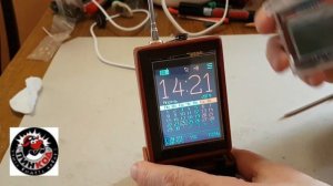 Умнейшие Часы-2.Календарь, Будильники,Метеостанция, ФМ-Приемник.mp4