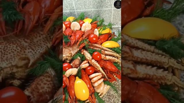 Корзина из Краба  раков и креветок #букетизраков #фудфлористика #своимируками #съедобныебукеты
