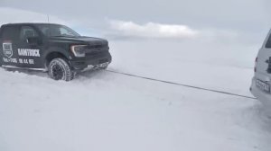 2023 RAM TRX vs Ford Raptor! Тест-драйв зимой на полигоне. Выясним кто круче!